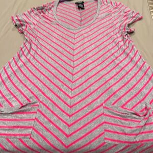 Premise tee, shark bite bottom, pink and grey stripe